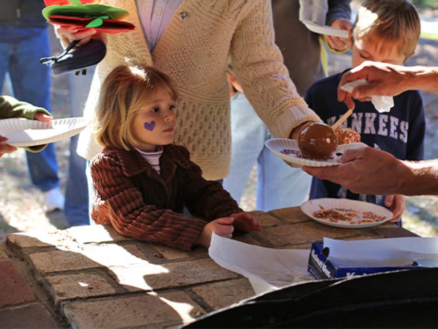 Carmel Apple Festival 640x398 1